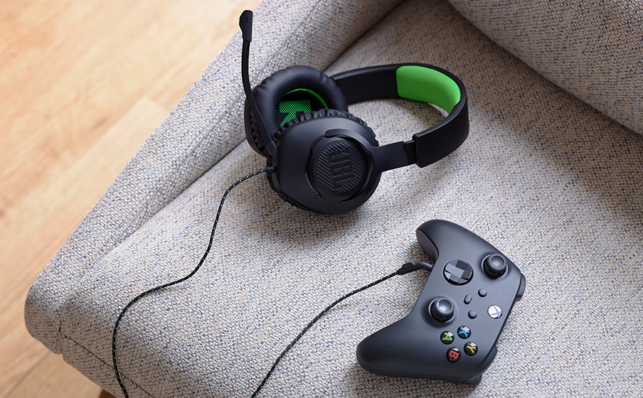 JBL Quantum 100X Console Play even longer in memory foam comfort - Image