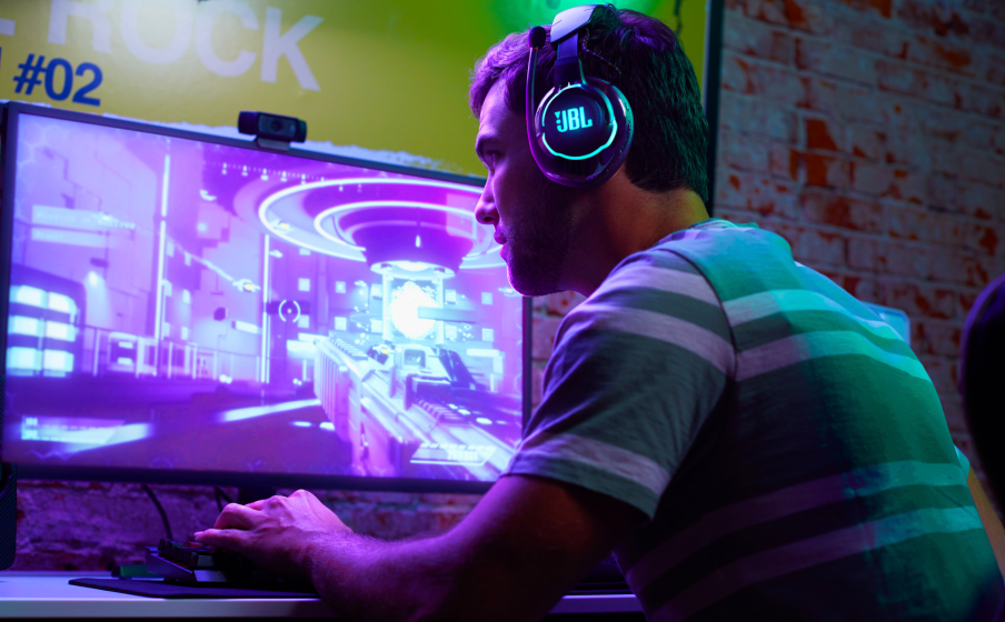 JBL Quantum 810 Wireless | Wireless over-ear performance gaming
