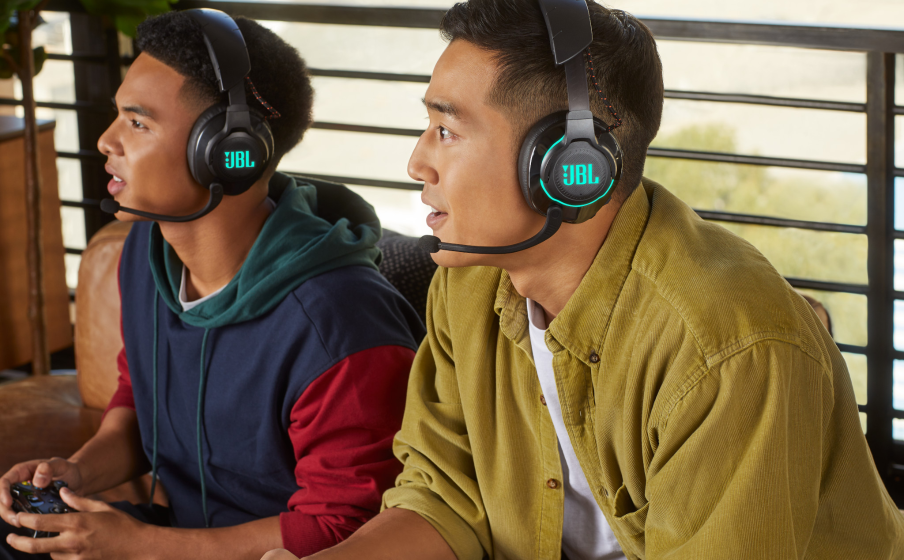JBL Quantum 610 Wireless Live the game with JBL QuantumSURROUND™ and DTS - Image