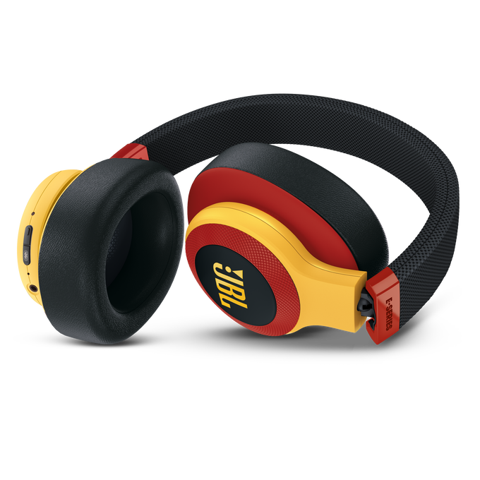 JBL E65BTNC - Black / Red - Wireless over-ear noise-cancelling headphones - Detailshot 2 image number null