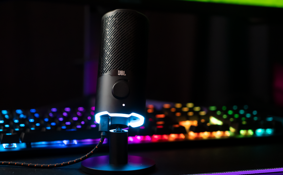 JBL Quantum Stream | Dual pattern premium USB microphone for