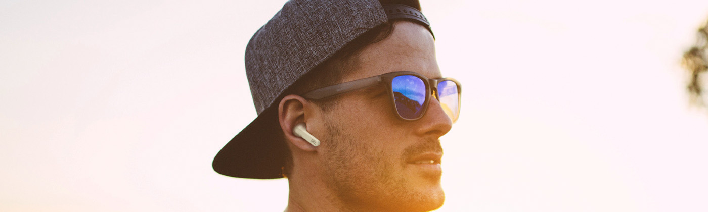 5 things to consider when buying  wireless bluetooth earbuds