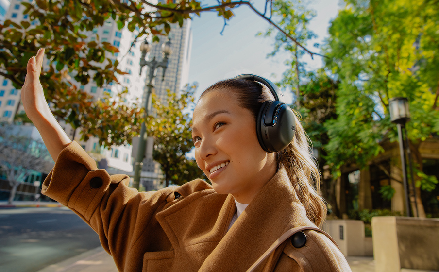 Buy JBL Tour One headphones | Noise cancelling | JBL
