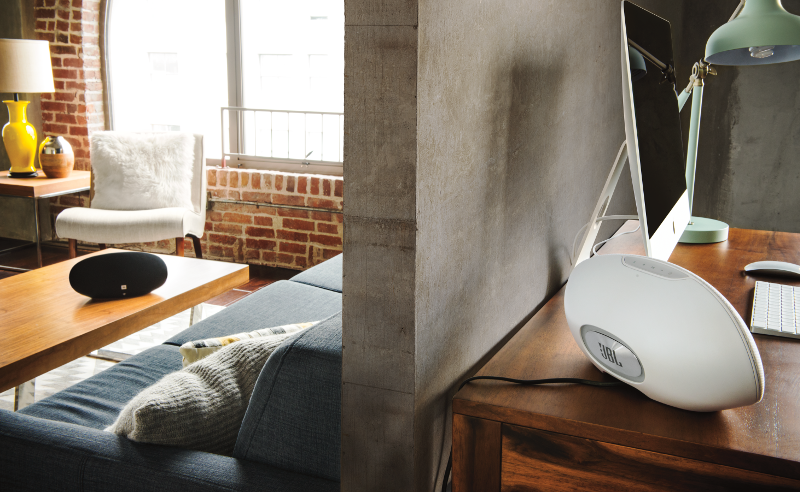 JBL Playlist | Wireless speaker with Chromecast built-in