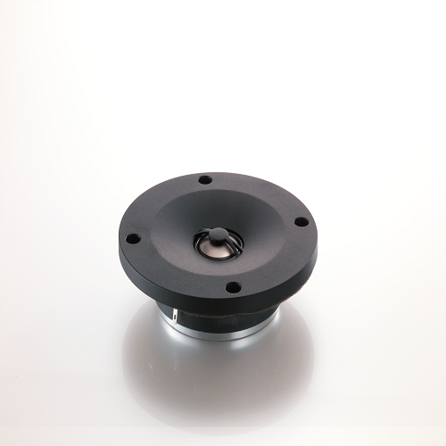 L82 Classic 1-inch (25mm) titanium dome tweeter mated to acoustic lens waveguide. - Image